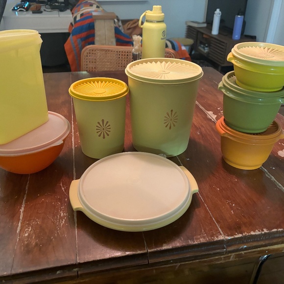 Tupperware Other - Vintage Tupperware Set